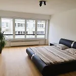 Modern Appartement Nabij Casino En Zee